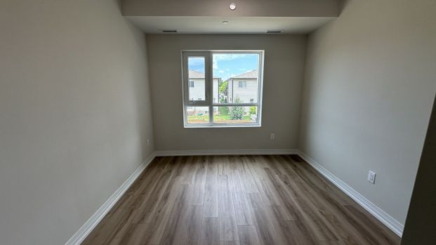 For Lease - 50 Herrick Avenue Unit# 220, St. Catharines, Ontario - Photo 1