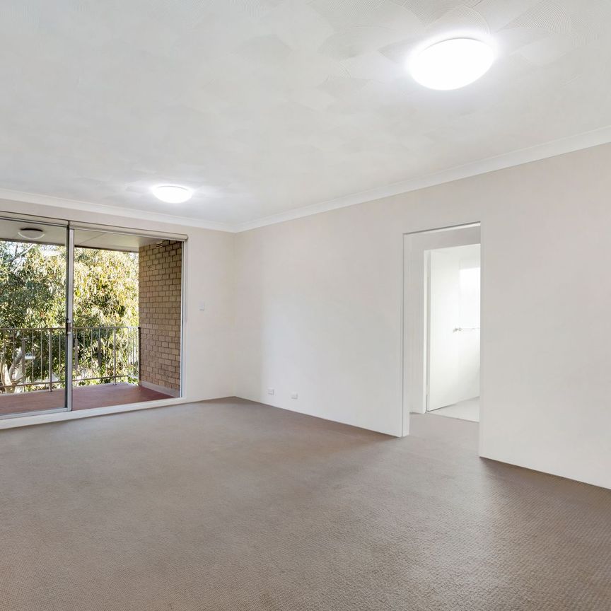 Quiet Rear-Facing Apartment with Dual Balconies & Double Parking - Photo 1