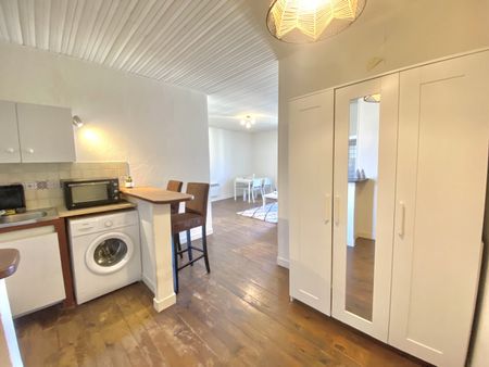 Location Appartement 2 pièces 40m² SETE 34200 - Photo 5