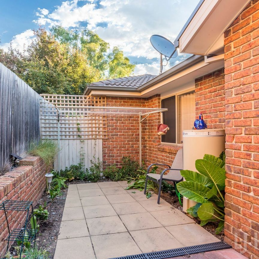 Immaculate Three Bedroom Ensuite Home in Jerrabomberra - Photo 1