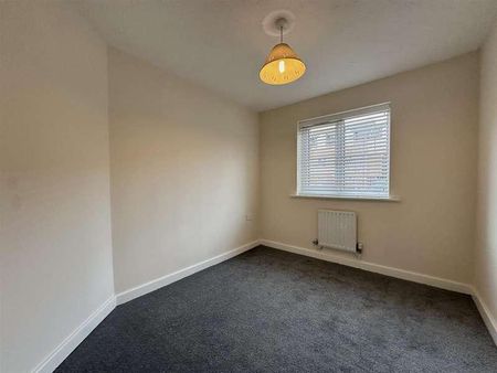 Victoria Court, Victoria Lane, Whitefield, M45 - Photo 3