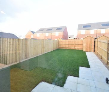 2 bedroom semi-detached house to rent - Photo 5