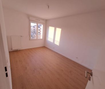 Location Appartement 2 pièces Meublé 45m² GRIGNY 91350 - Photo 6