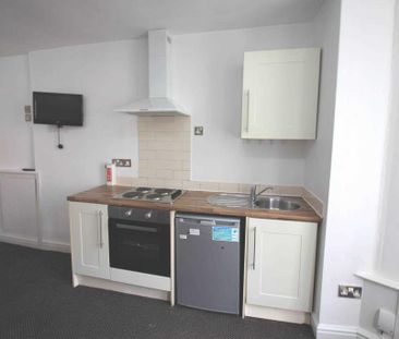 Studio to rent - Photo 5