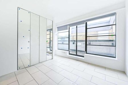 Ice Wharf, Islington, N1 - Photo 4