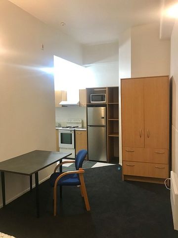 Studio apartment, Central Queen St, Auckland CBD - Photo 5