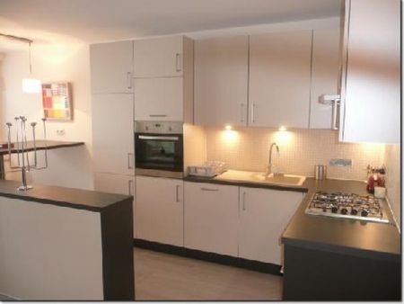 WOLUWE ST. LAMBERT : APPARTEMENT MEUBLE 2 CHAMBRES - Woluwé-saint-lambert - Foto 5