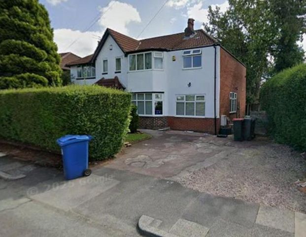 4 bedroom detached house to rent - Photo 1