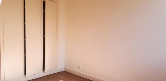Location Appartement 3 pièces 68m² LISIEUX 14100 - Photo 2