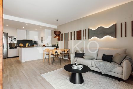 Apartamento de alquiler en Carrer de Floridablanca, Sant Antoni - Photo 3