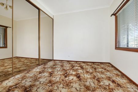 74 Rowland Avenue, Wollongong - Photo 4