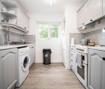 Trewartha Court, Whitchurch, CF14 - Photo 5