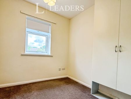 3 bedroom house to rent Heather Close, Gosport, PO13 - Photo 4