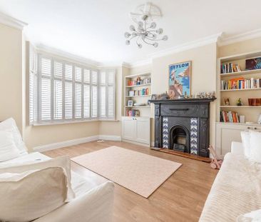 4 bedroom semi-detached house to rent - Photo 2