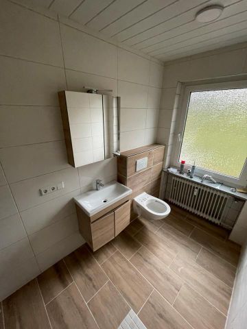 Kernsaniert & ruhig 3 ZKB mit Balkon, neue Elektrik -EBK - frei - Photo 4