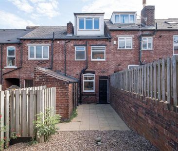3 bedroom terraced house to rent - Photo 5