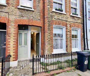 1 Bed Maisonette, Crimsworth Road, SW8 - Photo 2
