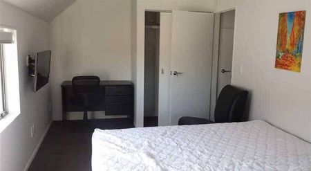 Fully Furnished Studio Unit - Photo 2