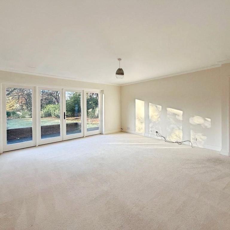 4 bedroom detached house to rent - Photo 1