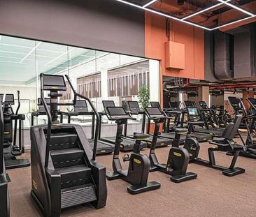 Cherry Park Lane, Stratford, E20 - Photo 2