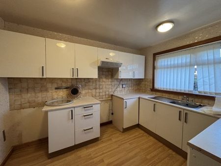 Sorn Green, Glenrothes - Photo 2