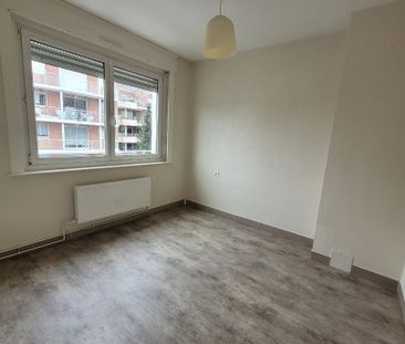 Location Appartement 3 pièces 51m² LENS 62300 - Photo 3