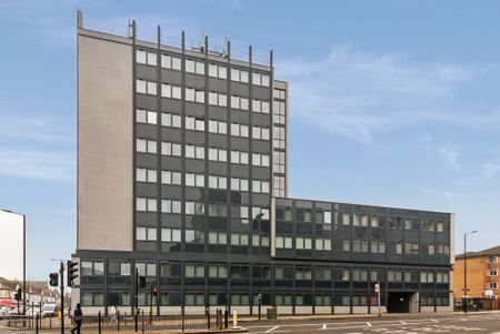 Studio to rent - Photo 3