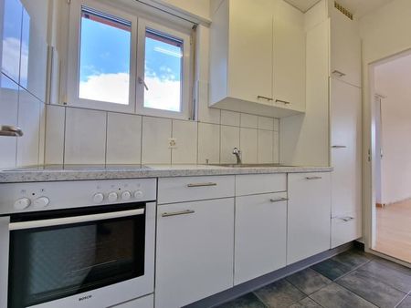 "Gemütliche Wohnung mit grosser Dachterrasse im Grünen!" - Photo 4