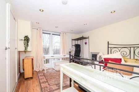 Loft, Eastcote Avenue, Greenford, UB6 - Photo 3