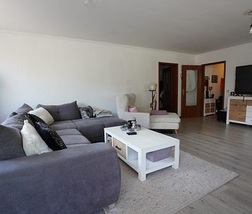 Schöne helle Wohnung auf der 1°Etage, gelegen in Moresnet-Chapelle - Photo 4