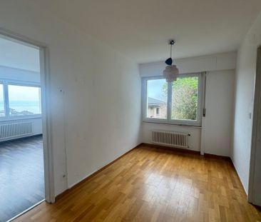 Appartement de 3,5 pièces avec vue imprenable sur le lac et les Alpes - Photo 1