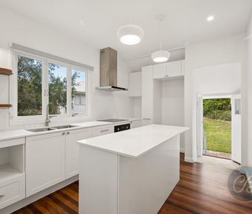 Charming Family Home In Prime Location - Photo 5