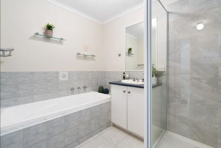 23 Elinda Place, Reservoir VIC 3073 - Photo 4