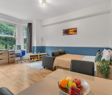 229 HYDE PARK ROAD Leeds - LS6 1AH - Photo 2