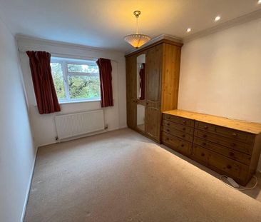 The Broad Shoard, Cowbridge - Photo 6