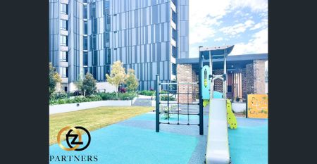 East facing& auto blinds - Photo 4