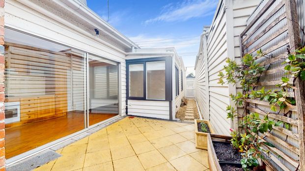 60 Spring Street, Prahran - Photo 1