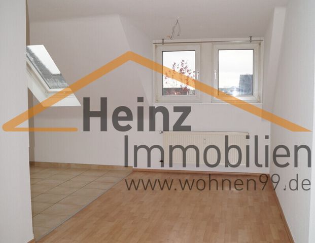 Renovierte Dachgeschosswohnung mit guter Aufteilung in BGL-Hand!!! - Photo 1