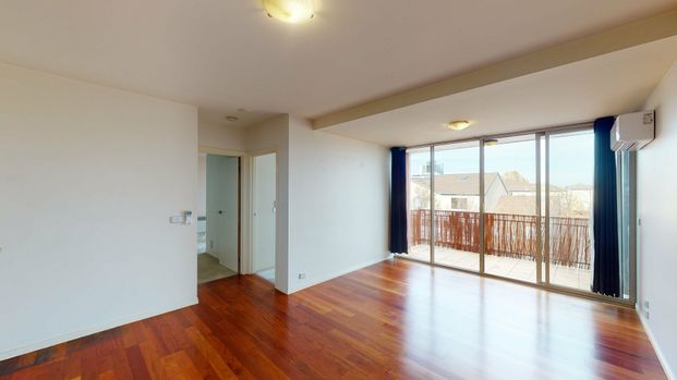 Quintessential Inner City Living - Photo 1