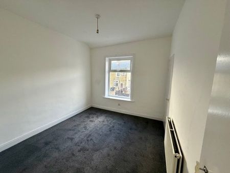 Oak Street, Colne, BB8 - Photo 2