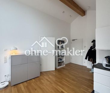 Schöne DG-2-Zimmer-Wohnung mit Balkon mitten in Bergen! Neuster Ene... - Foto 4