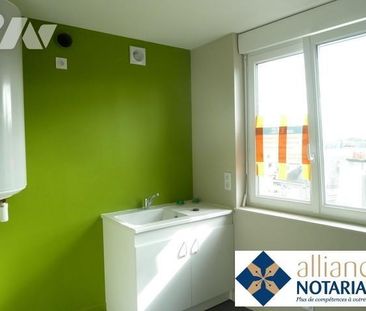 IDEAL POUR ETUDIANT - Appartement - CENTRE-VILLE VIRE - Photo 2