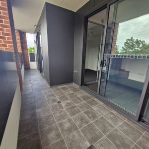 Near new two bedroom affordable housing unit - Photo 2