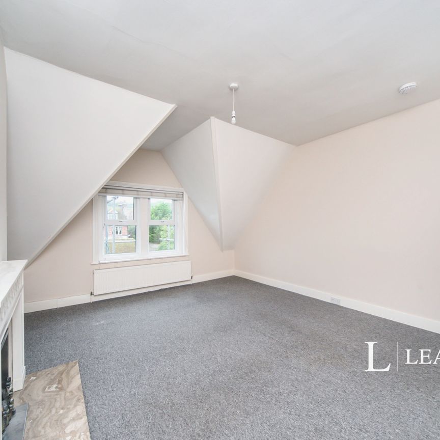 3 bedroom apartment to rent Milnthorpe Road, Eastbourne, East Sussex, BN20 - Photo 1