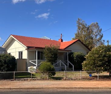 43 Doney Street, Narrogin - Photo 5