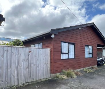 Petone 2 Bedrooms - Photo 2