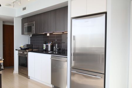 For Lease - 75 Queens Wharf Road Unit# 707, Toronto, Ontario - Photo 2