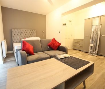 Room in a Shared House, St. Martins Road, CV3 - Photo 1