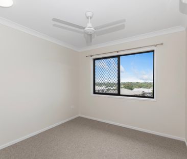 55 Shutehaven Circuit, Bushland Beach QLD 4818 - House For Rent | D... - Photo 2