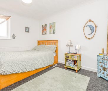 Railway Street, Cardiff - Photo 2